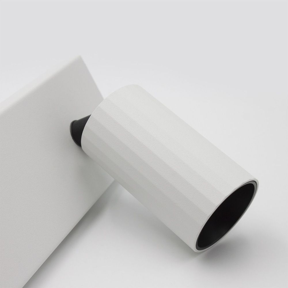 Surface-mounted Skarlat RSLC78049-1 1&times;7W WH+BK 4000K s1695396 photo