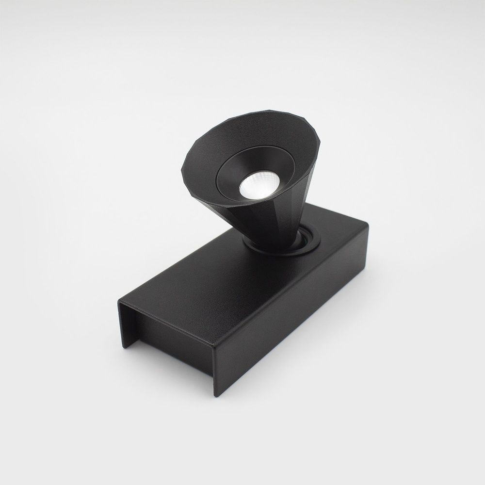Surface-mounted Skarlat RSLC74131-1 1&times;7W BK 4000K s1695399 photo