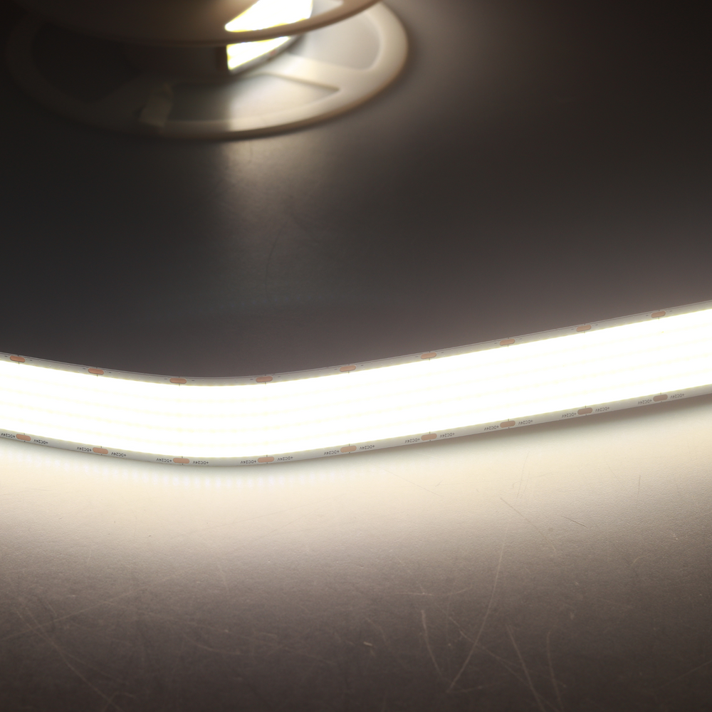 Профессиональная светодиодная лента Ustrip LED1600-COB-W40-24V-40W-30mm-CRI90 a000089 фото