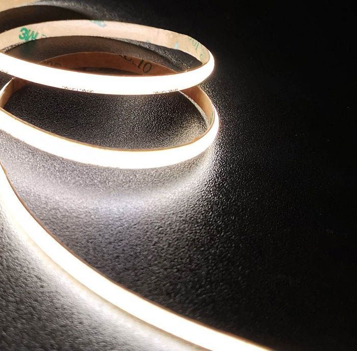 Світлодіодна стрічка Ustrip LED480-COB-W30-24V-5W-4mm-FC SLIM теплий a000002 фото