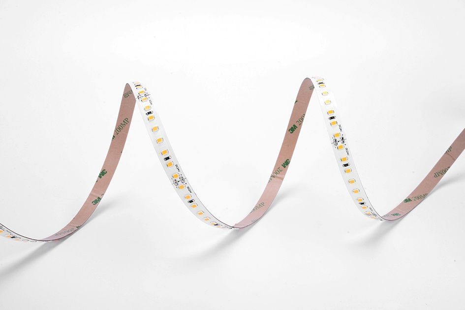 Світлодіодна стрічка Ustrip LED80-H2835-W30-24V-12W-Ra80 теплий білий a000019 фото
